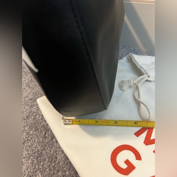 Mansur Gavriel Swing Leather Hobo Bag (Black) NWT - Picture 9 of 13